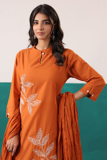 Rust Thread Work Embroidered Cotton Ethnic Kurta Set with Crushed Dupatta