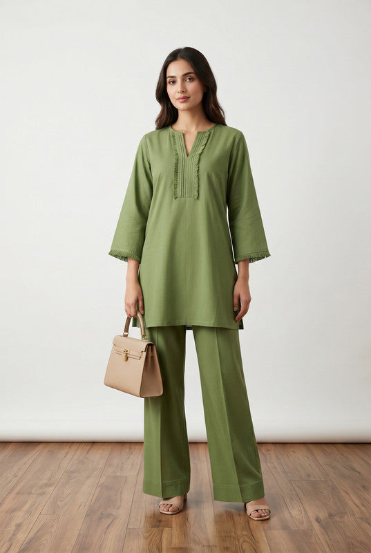 Green Lace Detail Solid V-Notch Neck Straight Cotton Co-ord Set