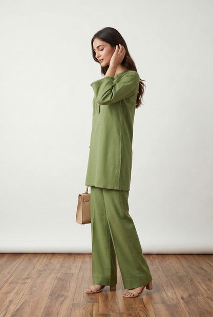 Green Lace Detail Solid V-Notch Neck Straight Cotton Co-ord Set